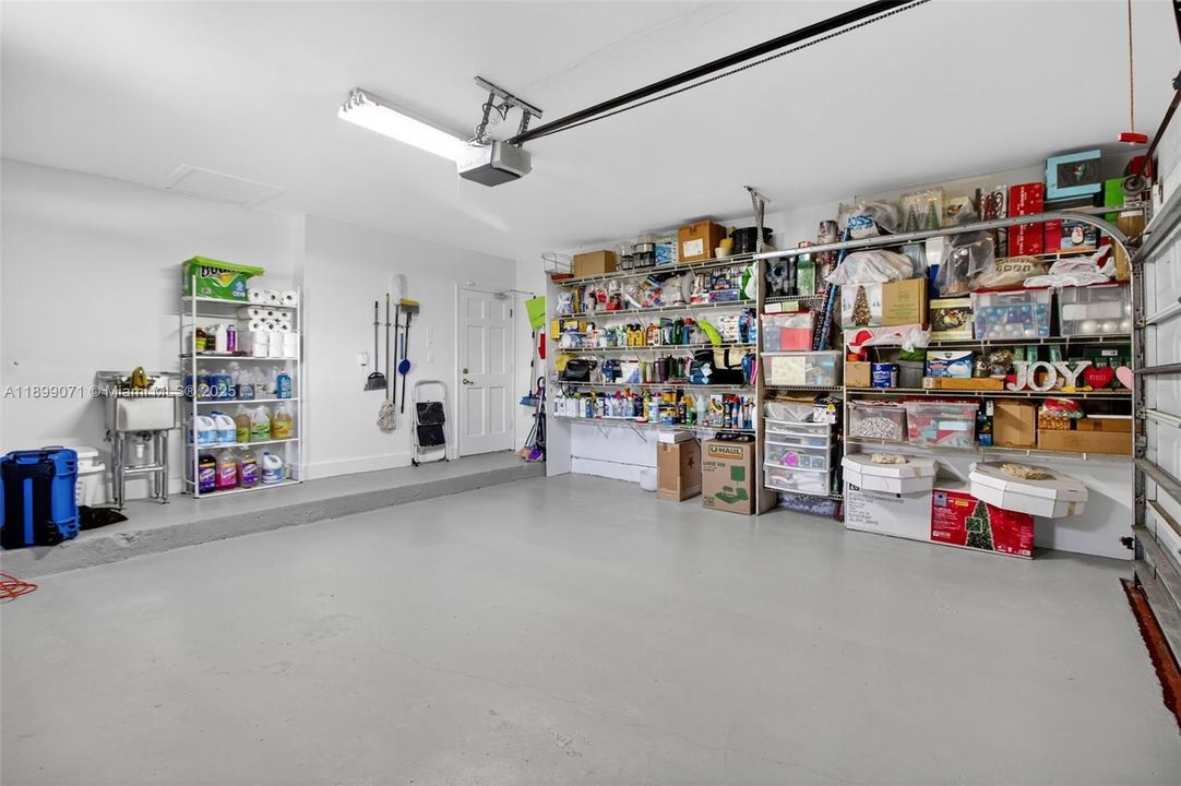 For Sale: $1,750,000 (5 beds, 3 baths, 3282 Square Feet)