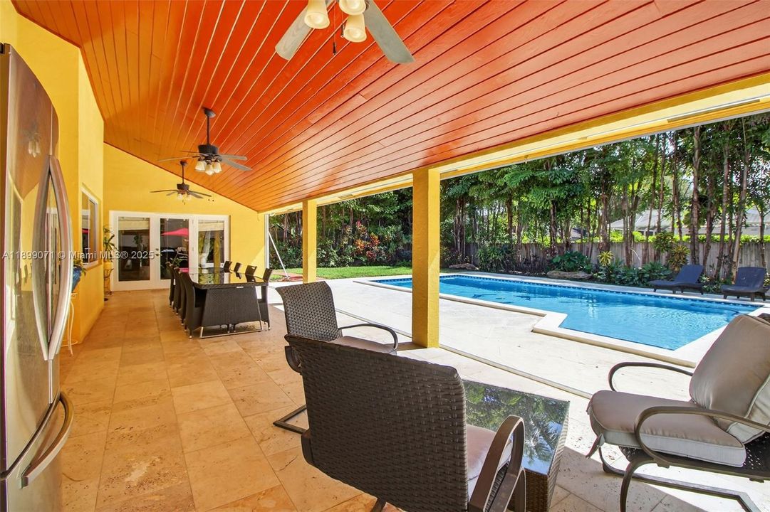 For Sale: $1,750,000 (5 beds, 3 baths, 3282 Square Feet)