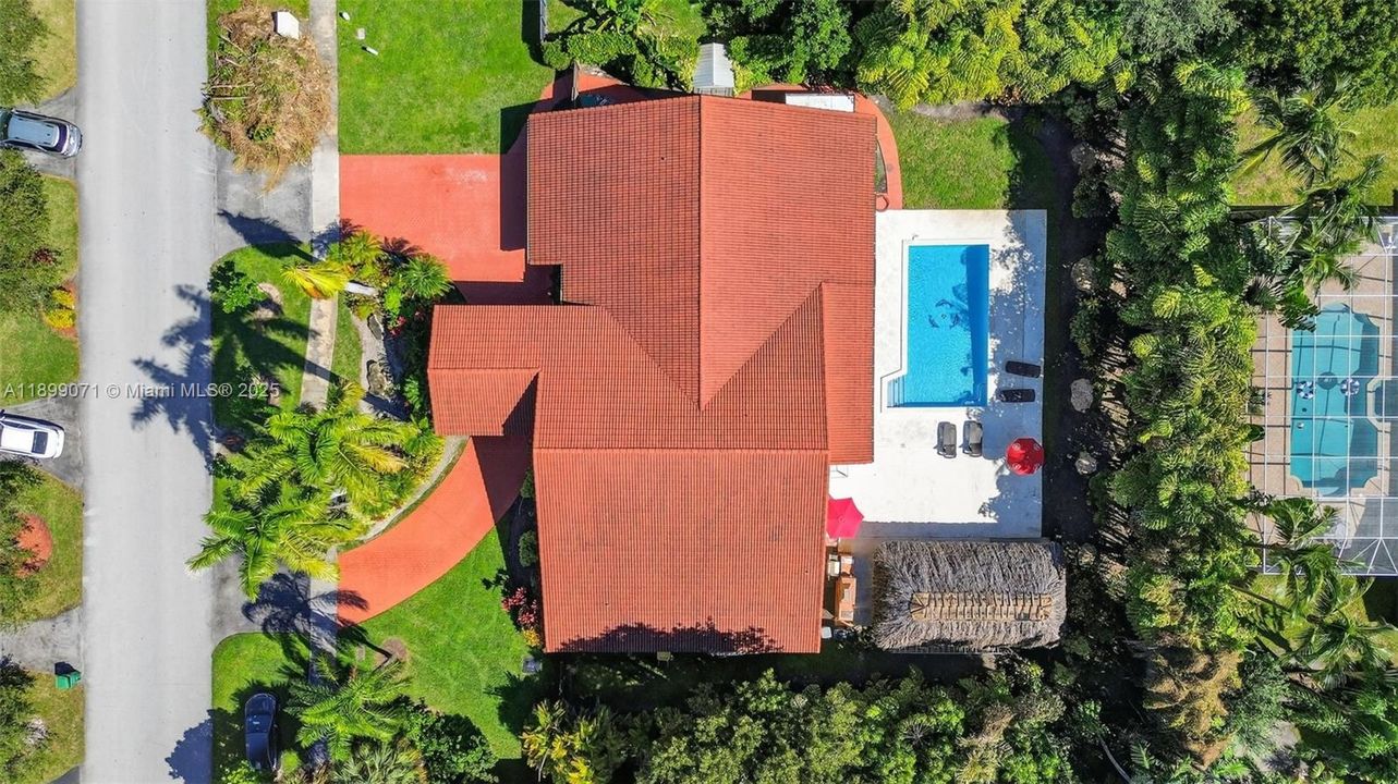 For Sale: $1,750,000 (5 beds, 3 baths, 3282 Square Feet)