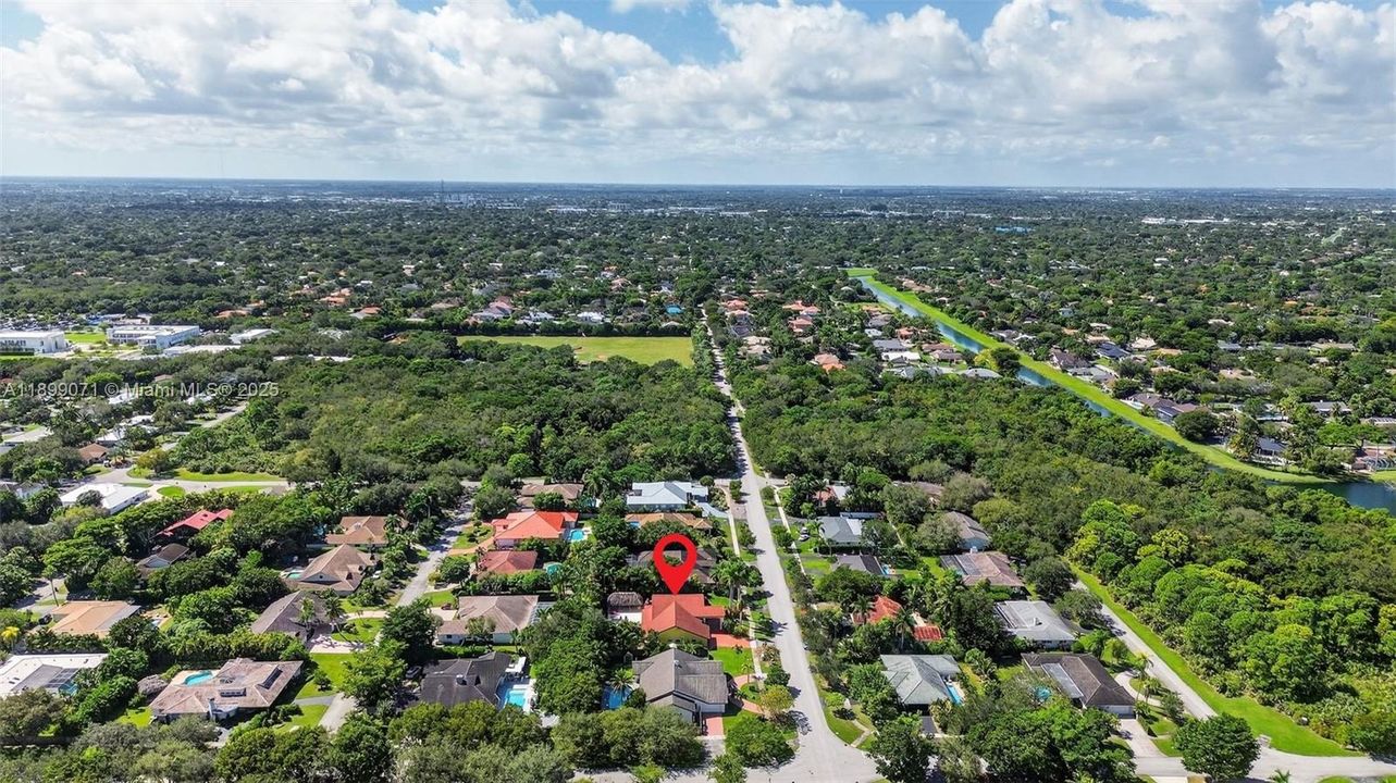 For Sale: $1,750,000 (5 beds, 3 baths, 3282 Square Feet)