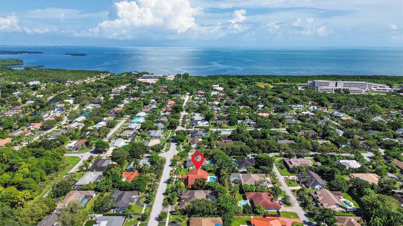 For Sale: $1,750,000 (5 beds, 3 baths, 3282 Square Feet)