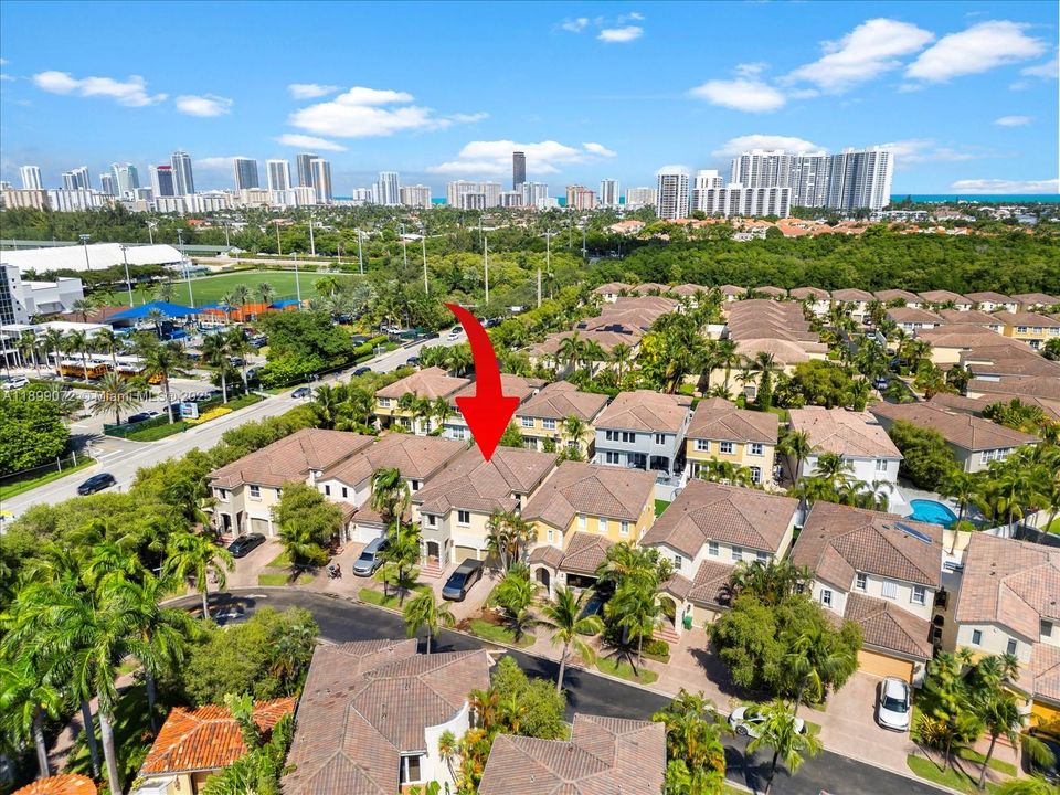 For Rent: $12,900 (4 beds, 3 baths, 2949 Square Feet)