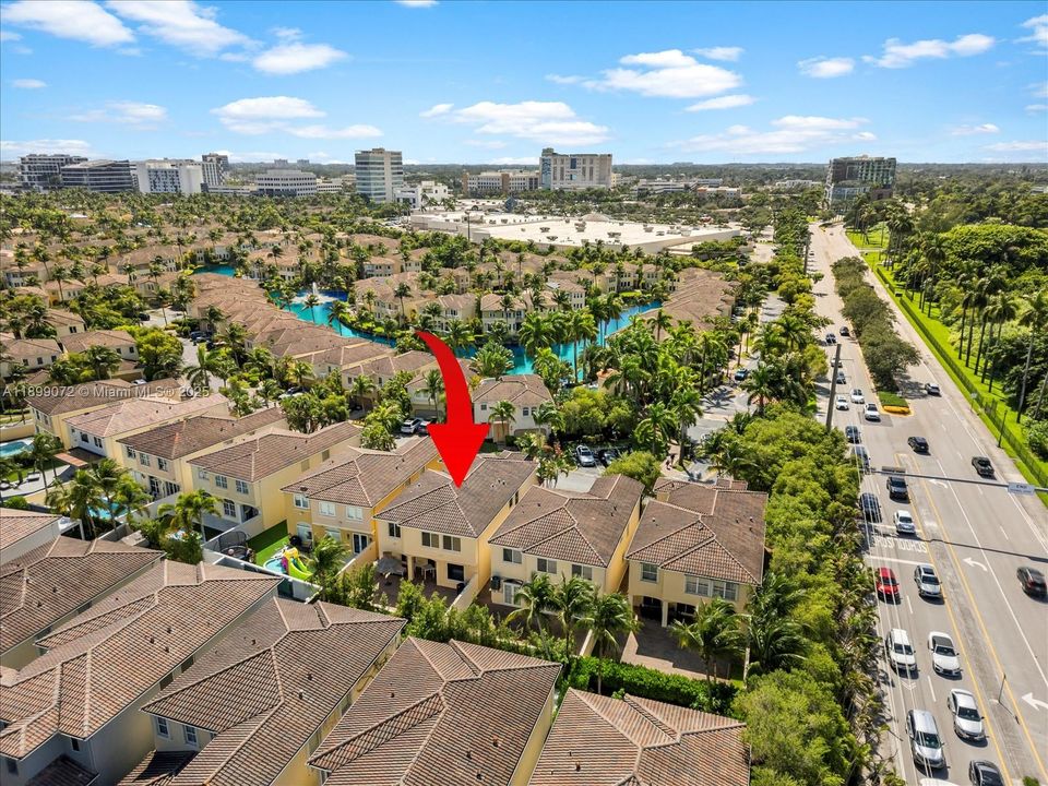 For Rent: $12,900 (4 beds, 3 baths, 2949 Square Feet)