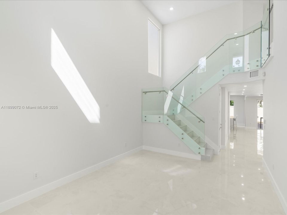 For Rent: $12,900 (4 beds, 3 baths, 2949 Square Feet)