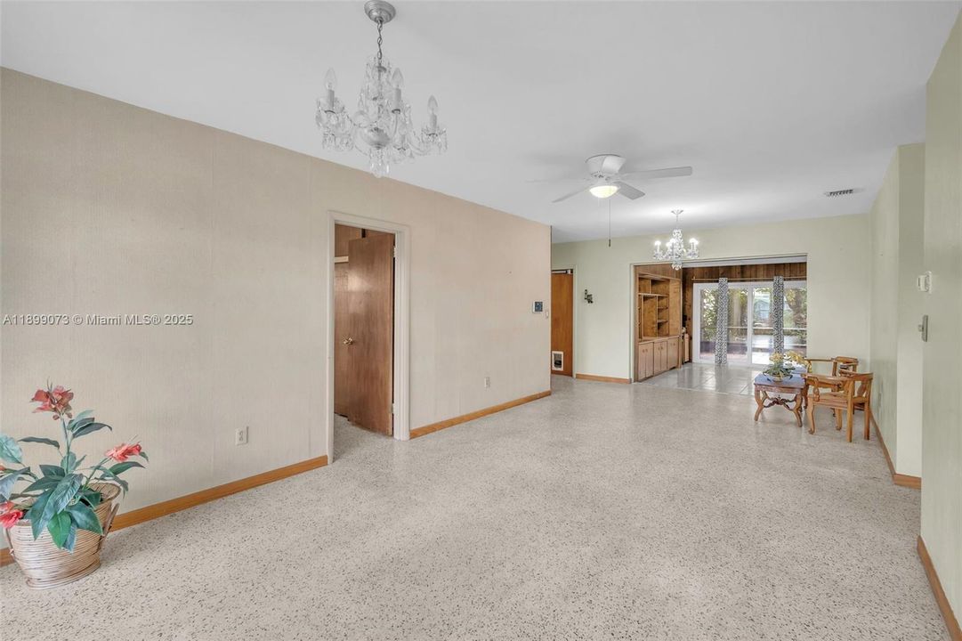 Active With Contract: $535,000 (3 beds, 2 baths, 1569 Square Feet)