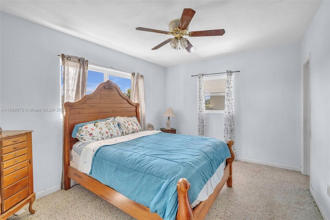 Active With Contract: $535,000 (3 beds, 2 baths, 1569 Square Feet)