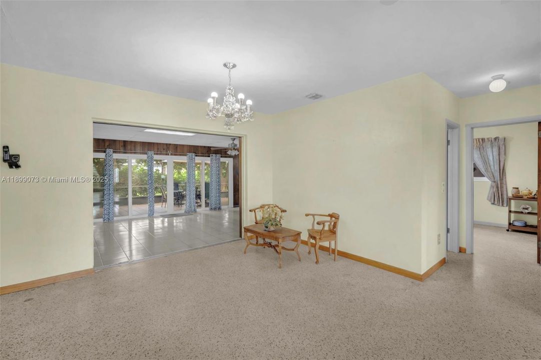 Active With Contract: $535,000 (3 beds, 2 baths, 1569 Square Feet)