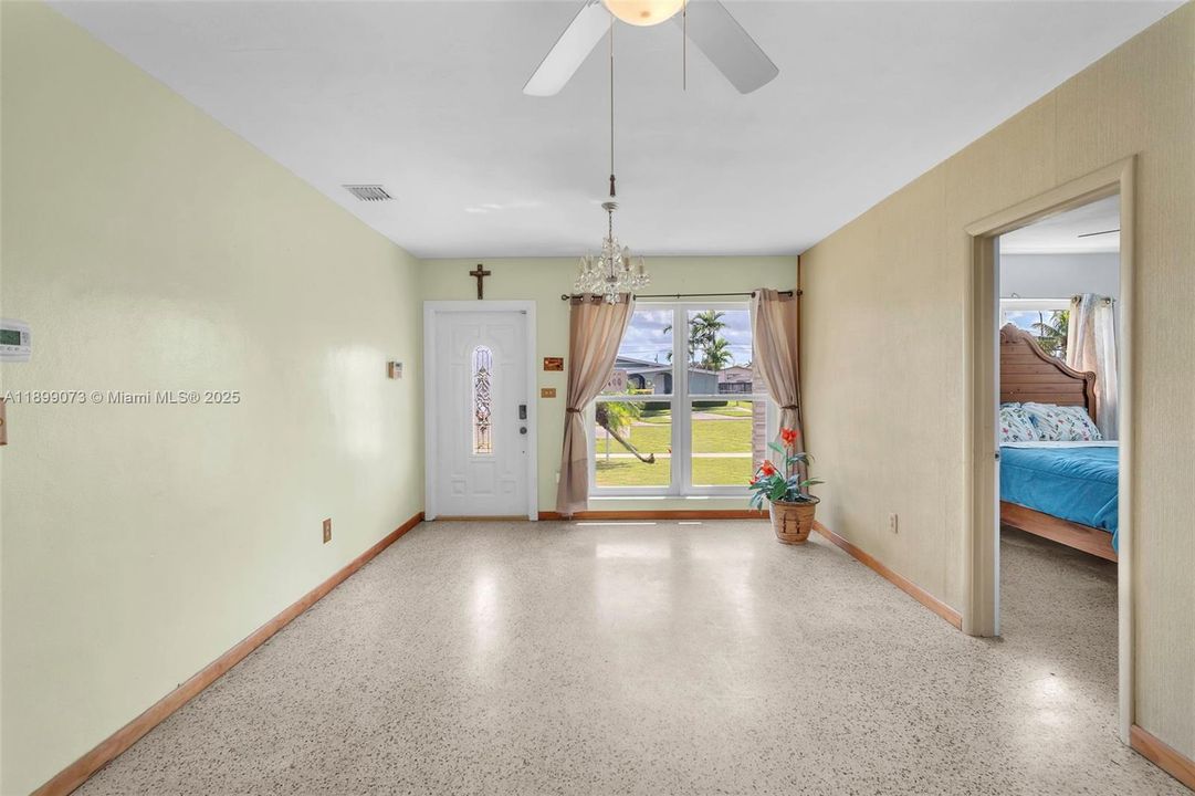 Active With Contract: $535,000 (3 beds, 2 baths, 1569 Square Feet)