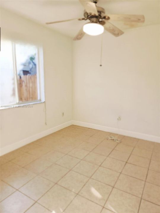 For Rent: $2,800 (2 beds, 2 baths, 984 Square Feet)