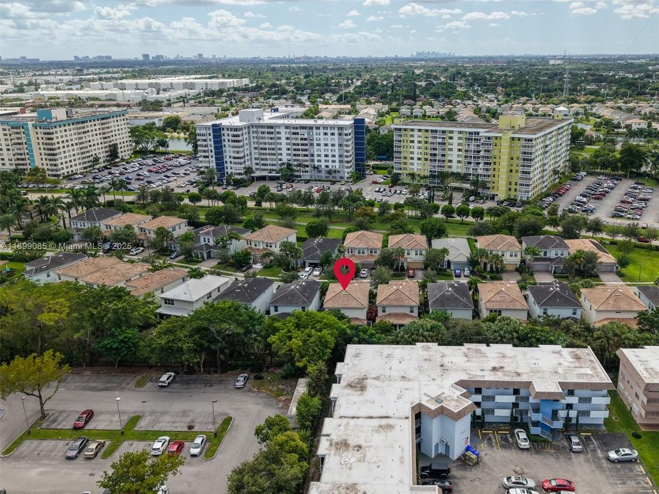 For Rent: $5,700 (3 beds, 2 baths, 2423 Square Feet)