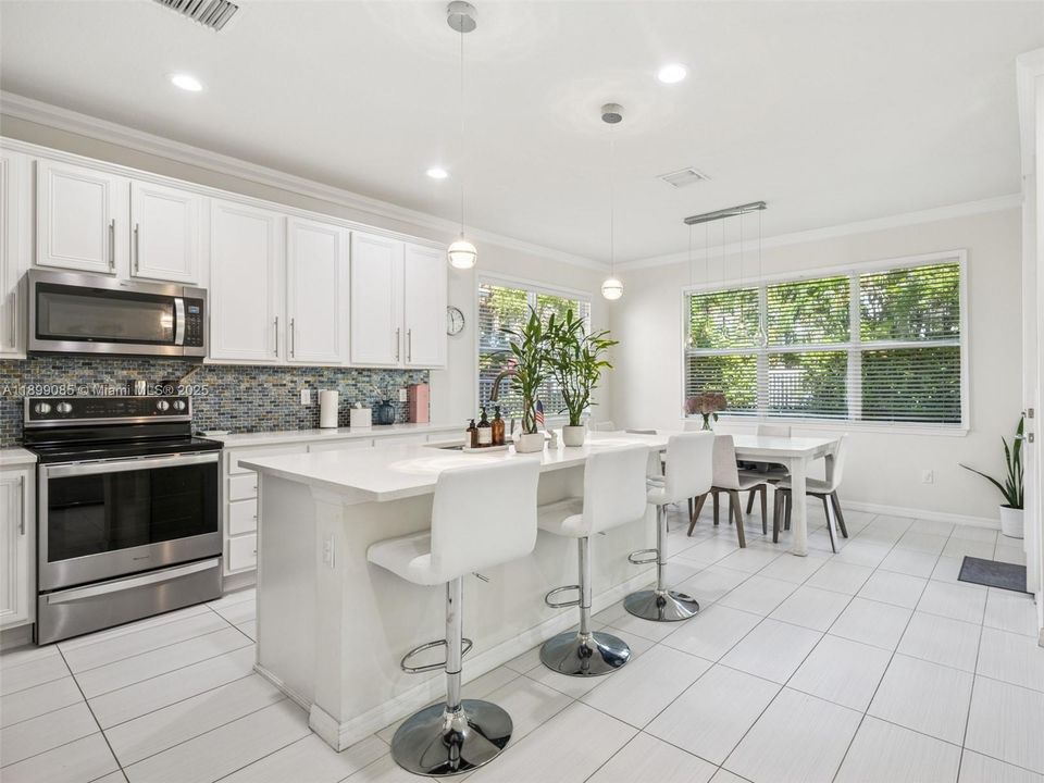 For Rent: $5,700 (3 beds, 2 baths, 2423 Square Feet)