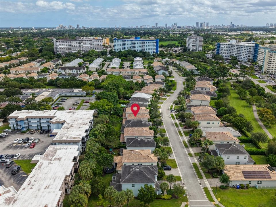 For Rent: $5,700 (3 beds, 2 baths, 2423 Square Feet)