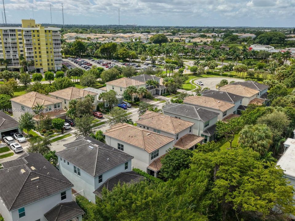 For Rent: $5,700 (3 beds, 2 baths, 2423 Square Feet)