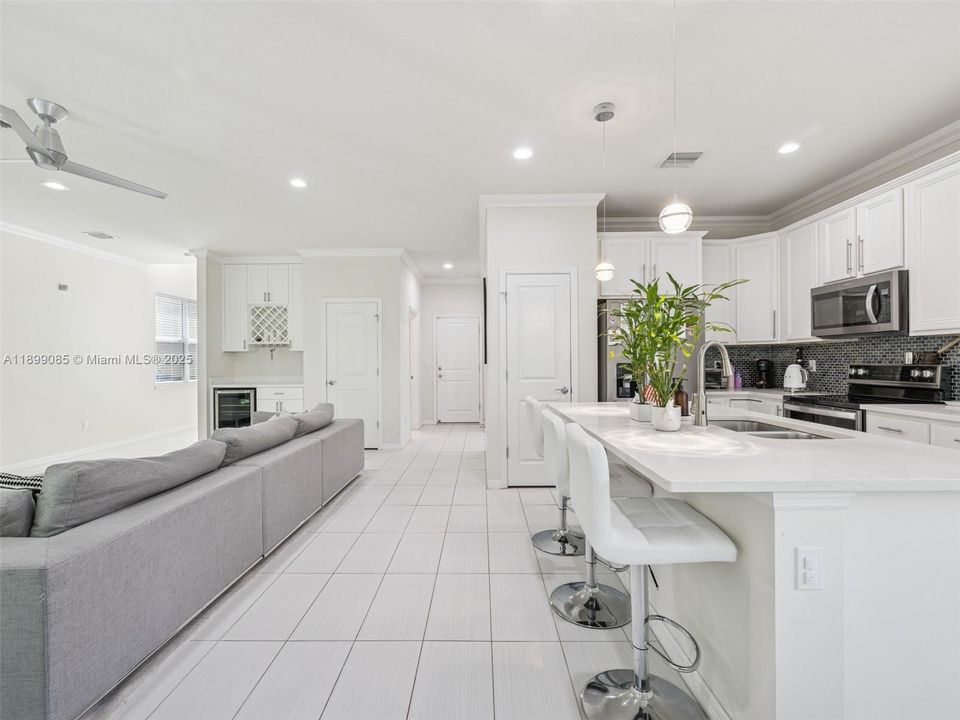 For Rent: $5,700 (3 beds, 2 baths, 2423 Square Feet)