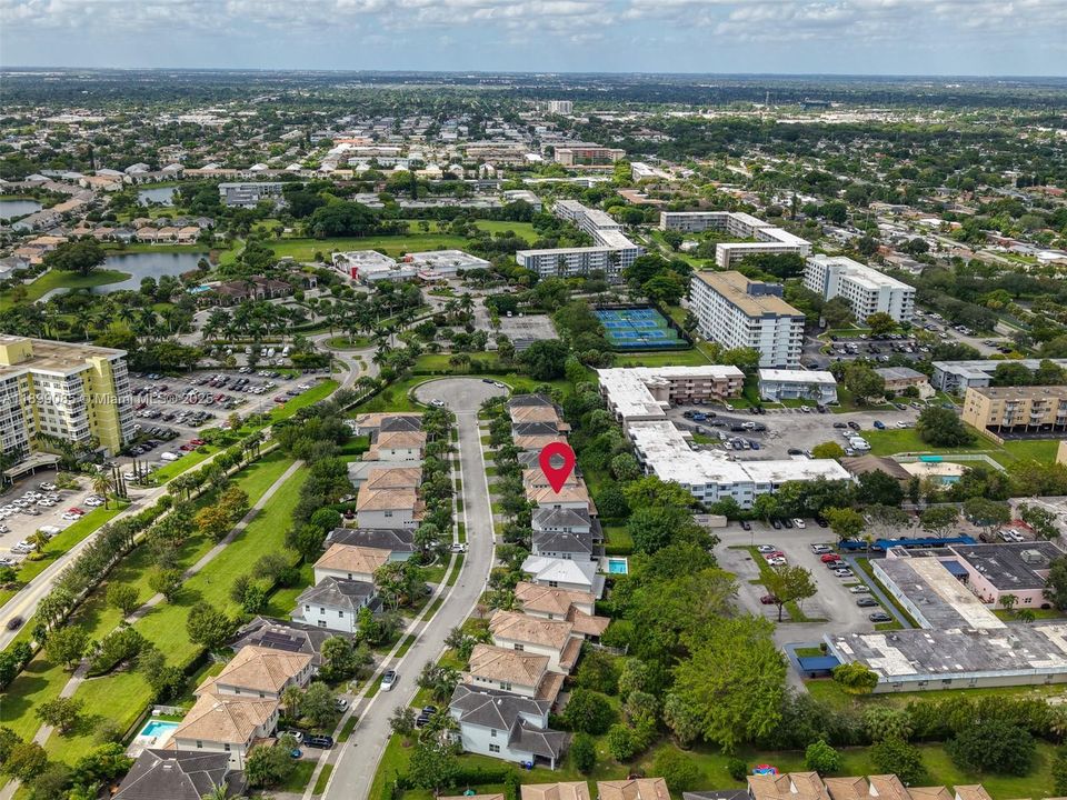 For Rent: $5,700 (3 beds, 2 baths, 2423 Square Feet)