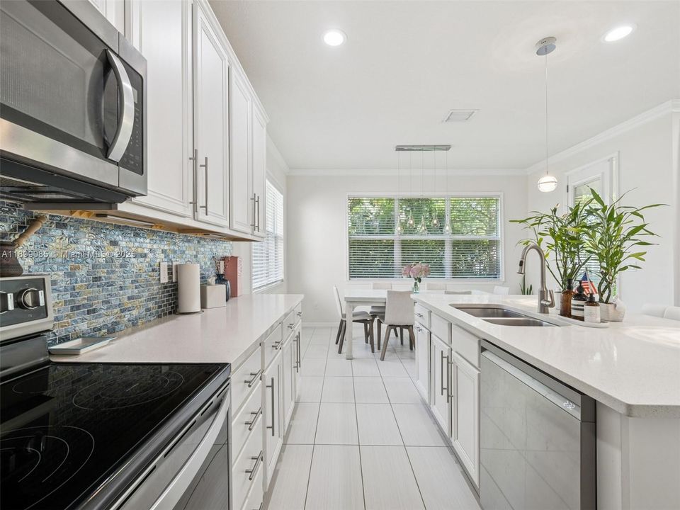 For Rent: $5,700 (3 beds, 2 baths, 2423 Square Feet)