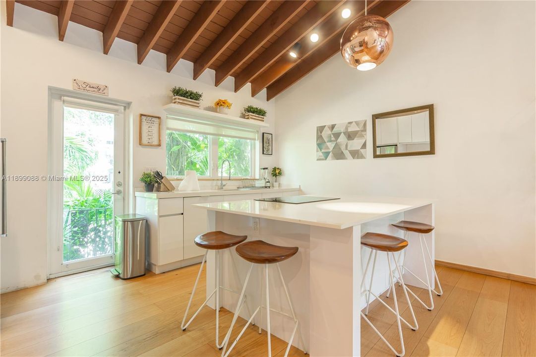 For Rent: $3,650 (3 beds, 2 baths, 2175 Square Feet)