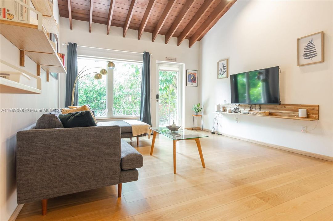 For Rent: $3,650 (3 beds, 2 baths, 2175 Square Feet)