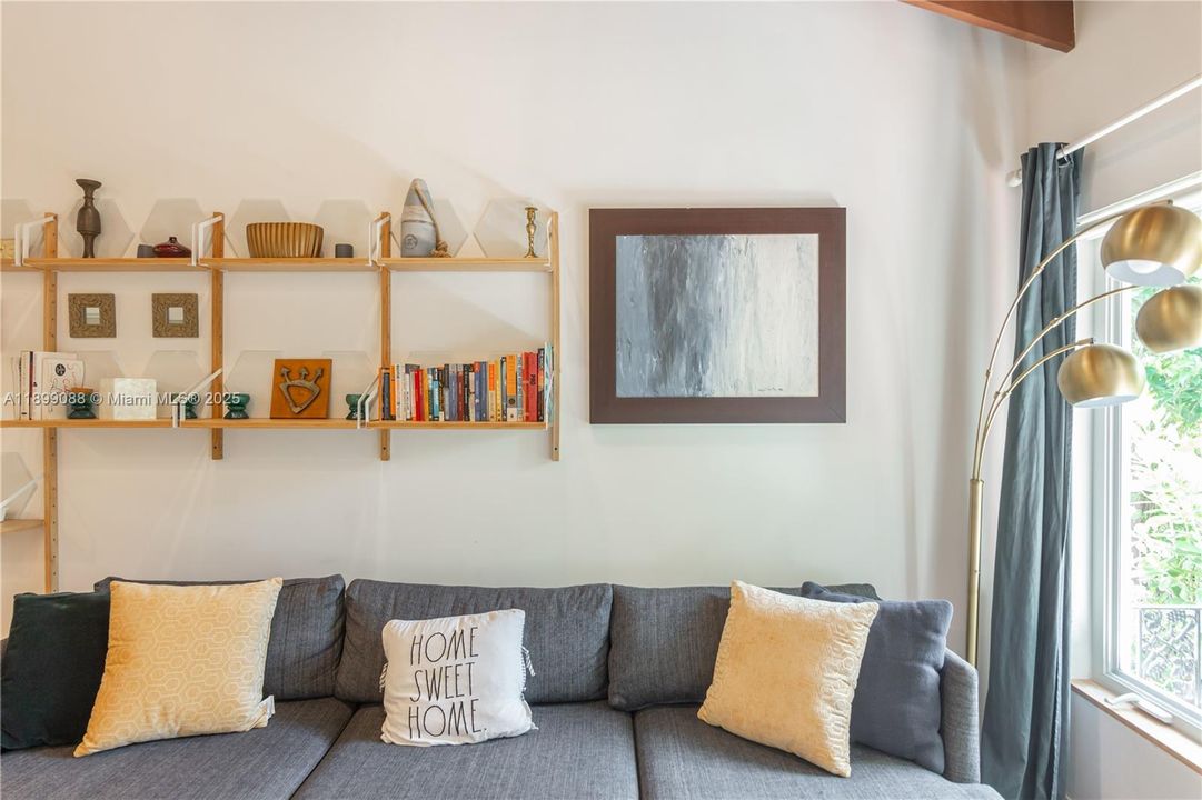 For Rent: $3,650 (3 beds, 2 baths, 2175 Square Feet)