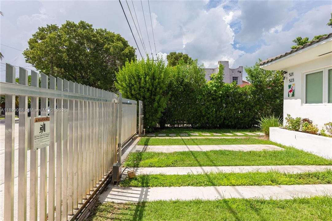 For Rent: $3,650 (3 beds, 2 baths, 2175 Square Feet)