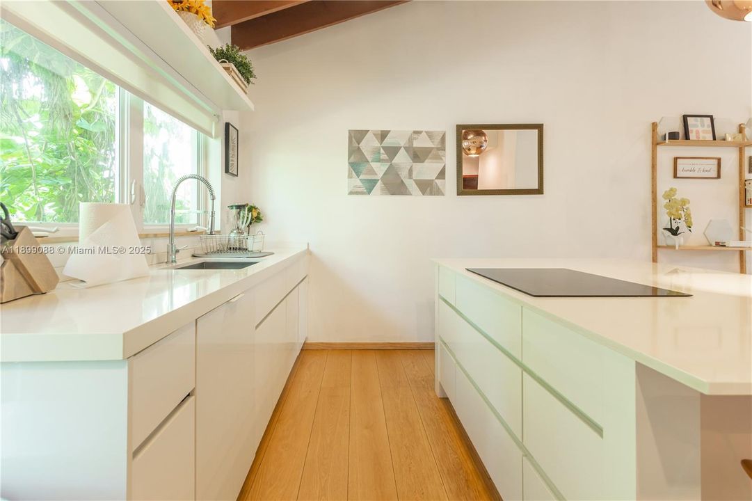 For Rent: $3,650 (3 beds, 2 baths, 2175 Square Feet)