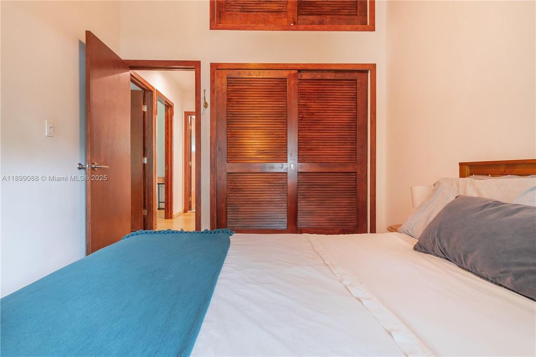 For Rent: $3,650 (3 beds, 2 baths, 2175 Square Feet)