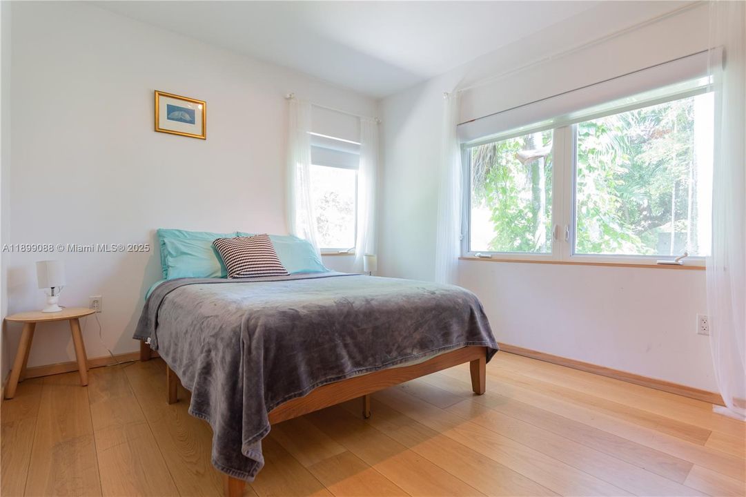 For Rent: $3,650 (3 beds, 2 baths, 2175 Square Feet)