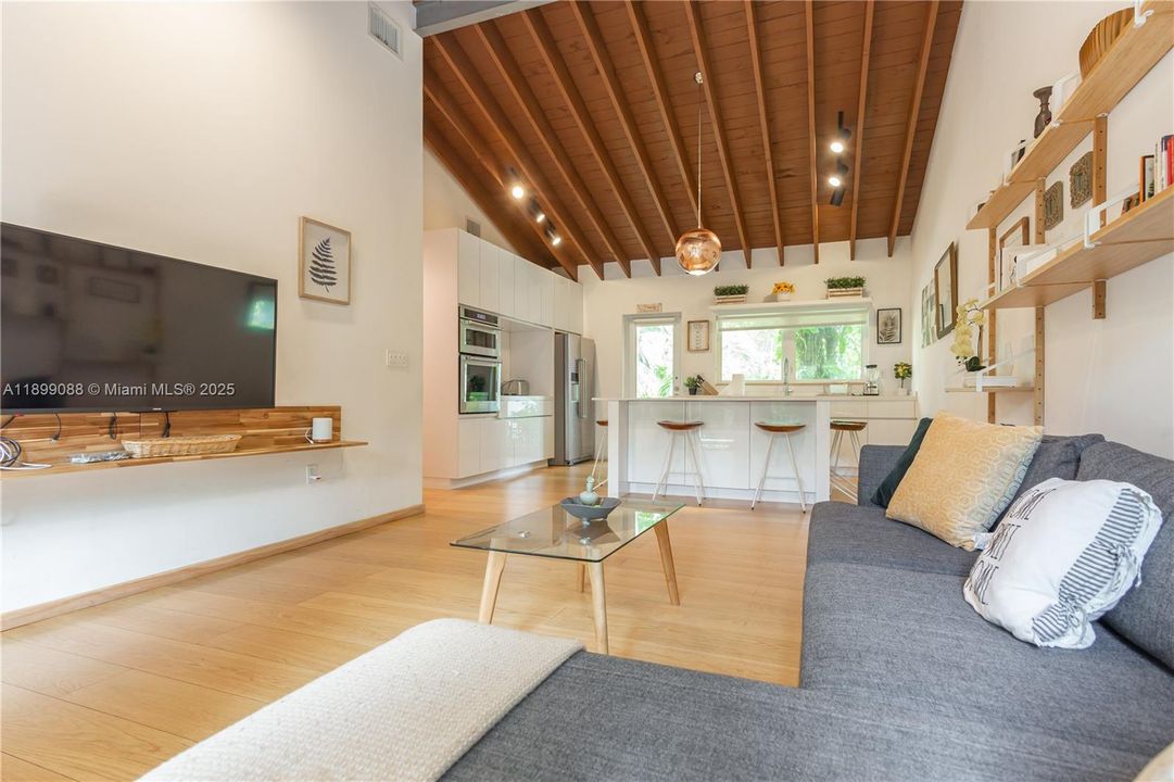 For Rent: $3,650 (3 beds, 2 baths, 2175 Square Feet)