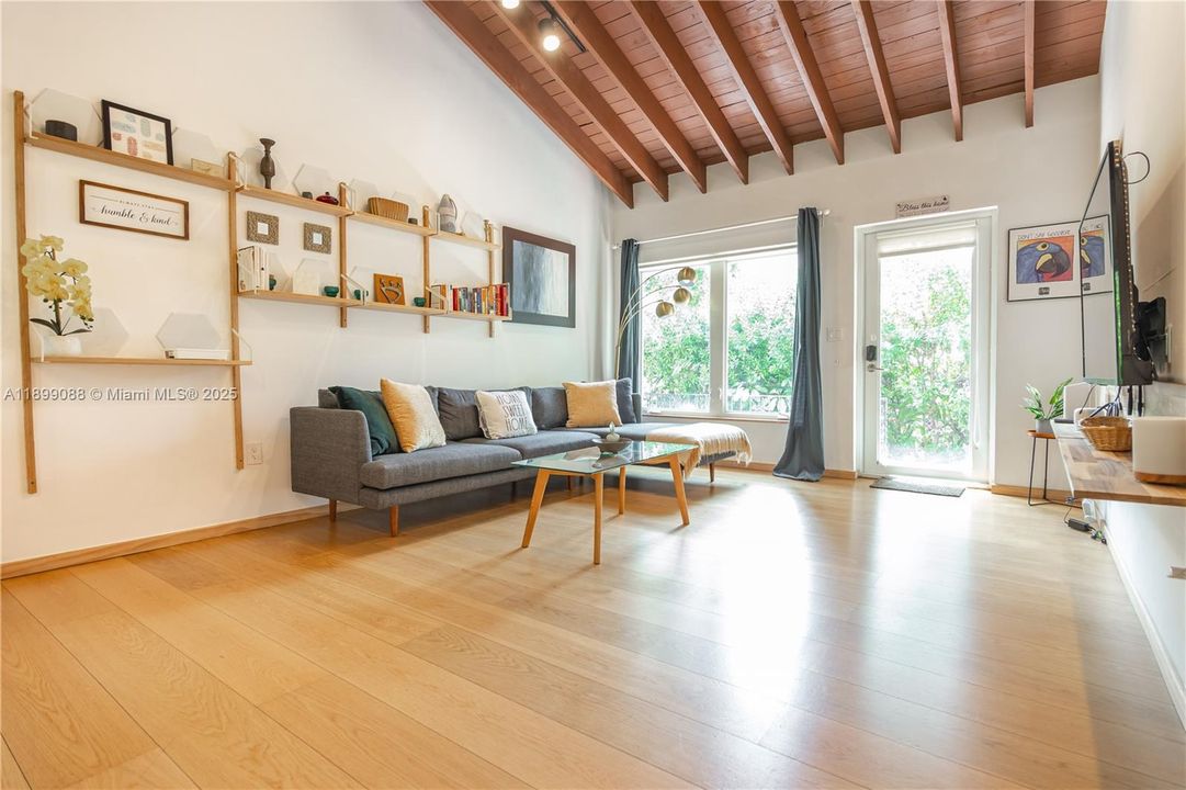 For Rent: $3,650 (3 beds, 2 baths, 2175 Square Feet)