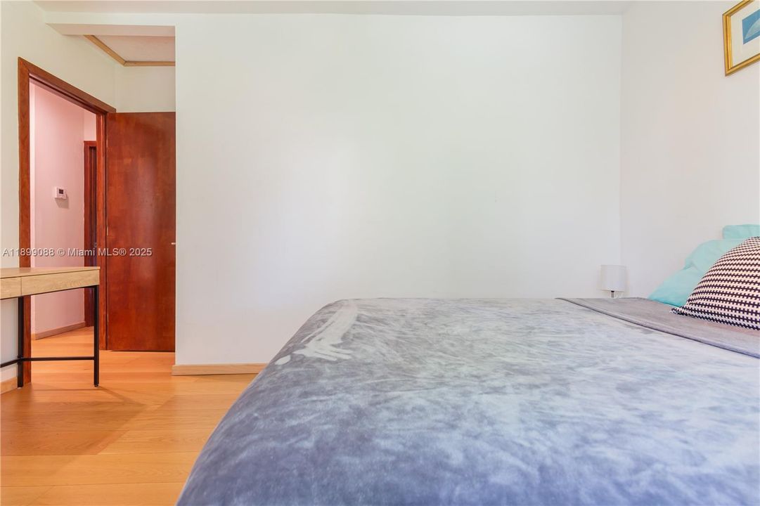 For Rent: $3,650 (3 beds, 2 baths, 2175 Square Feet)