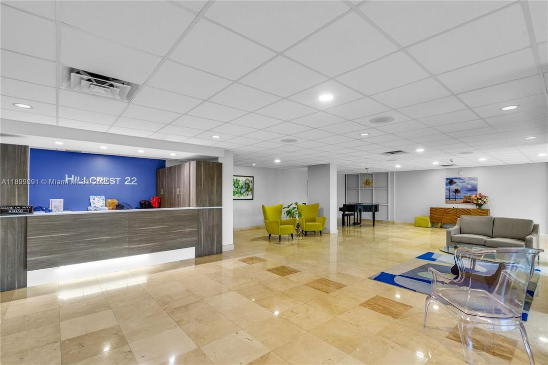 For Sale: $174,000 (2 beds, 2 baths, 1132 Square Feet)