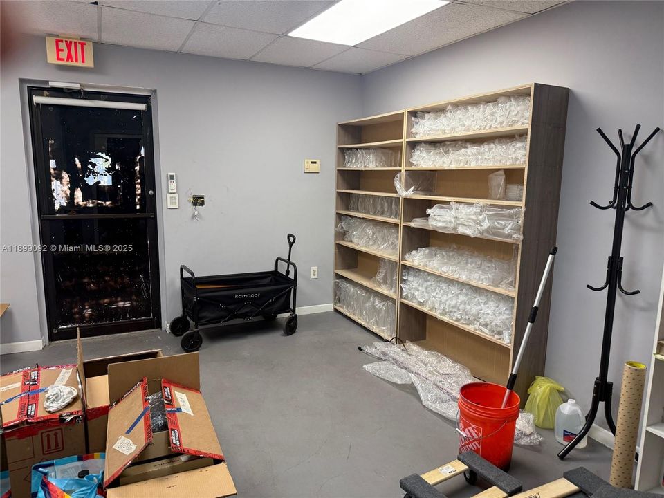 Recently Rented: $2,300 (0 beds, 0 baths, 0 Square Feet)