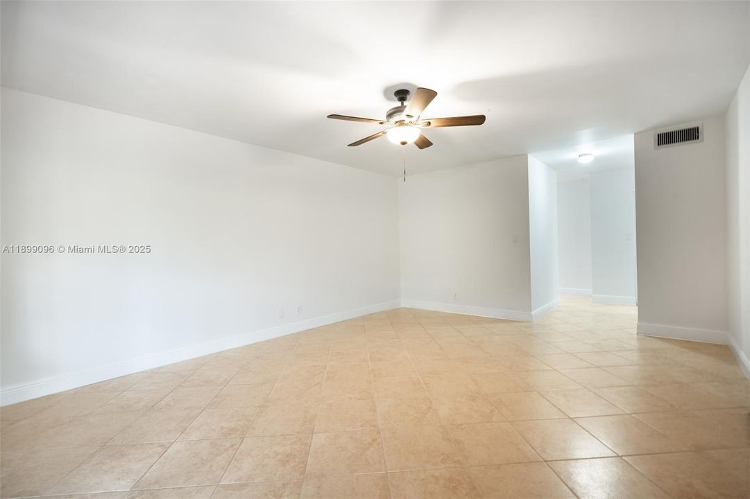 For Sale: $426,500 (2 beds, 2 baths, 1536 Square Feet)