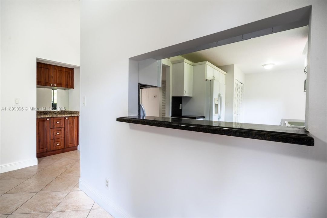 For Sale: $426,500 (2 beds, 2 baths, 1536 Square Feet)