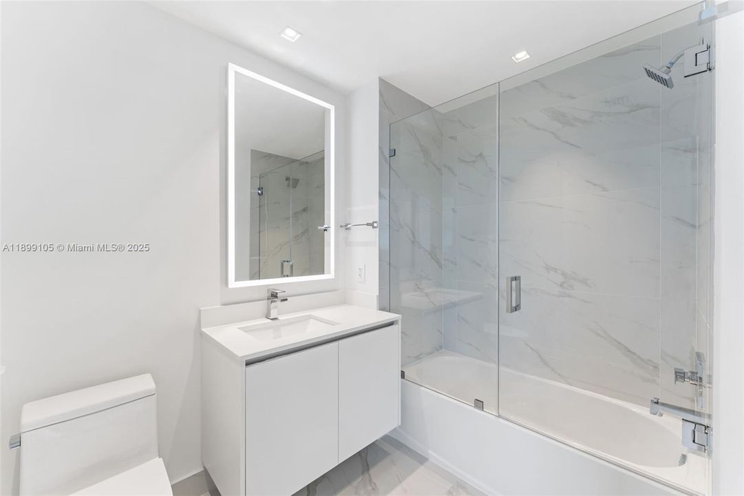 На продажу: $3,750,000 (5 спален, 5 ванн, 0 Квадратных фут)