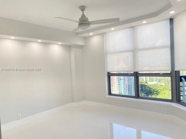 For Rent: $3,900 (2 beds, 2 baths, 1091 Square Feet)