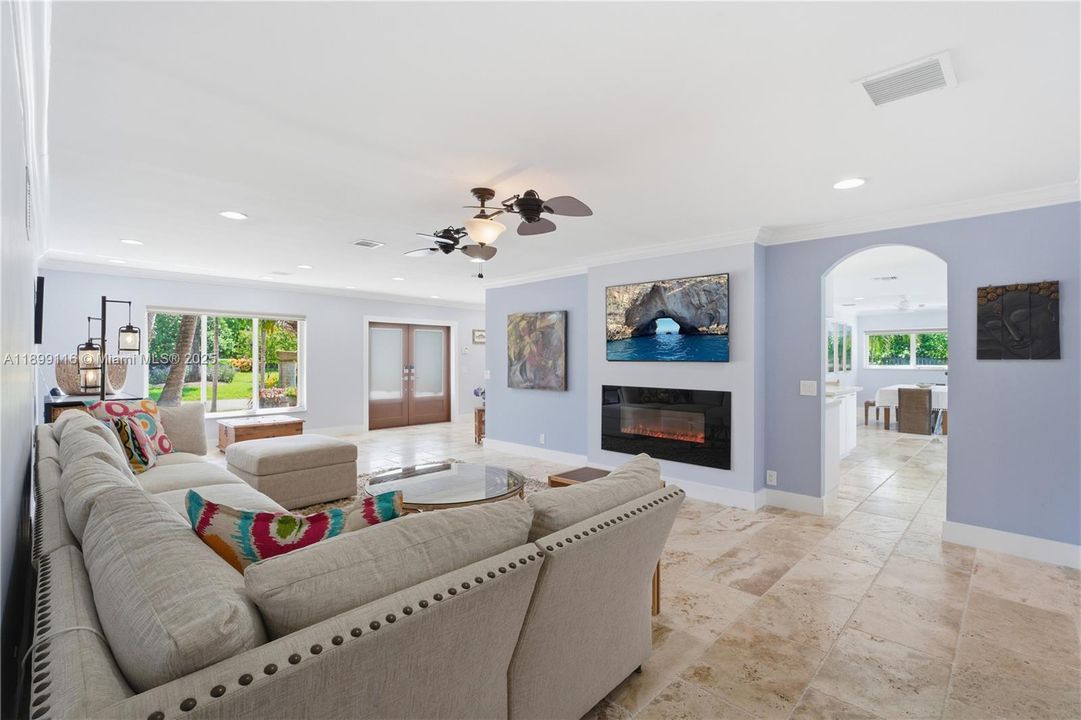 For Sale: $2,150,000 (3 beds, 3 baths, 2253 Square Feet)