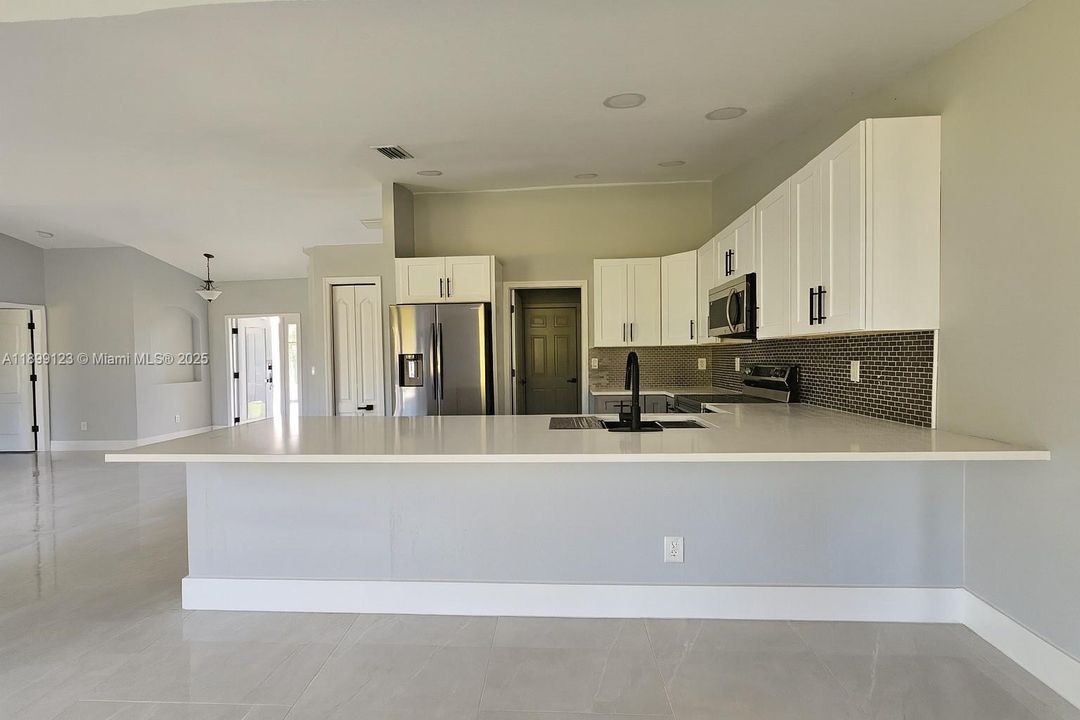 En Venta: $320,000 (3 camas, 2 baños, 0 Pies cuadrados)