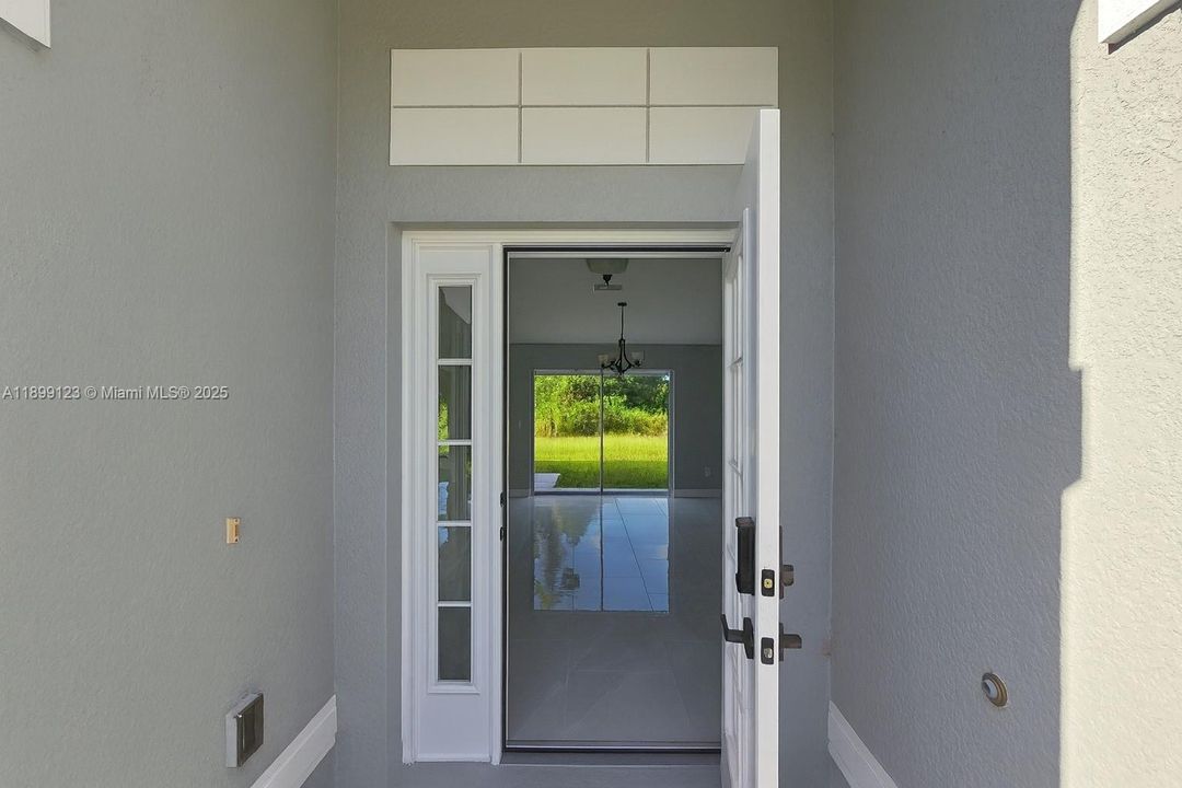 En Venta: $320,000 (3 camas, 2 baños, 0 Pies cuadrados)