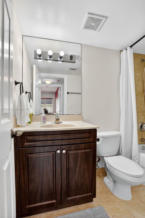 For Sale: $350,000 (3 beds, 2 baths, 1100 Square Feet)