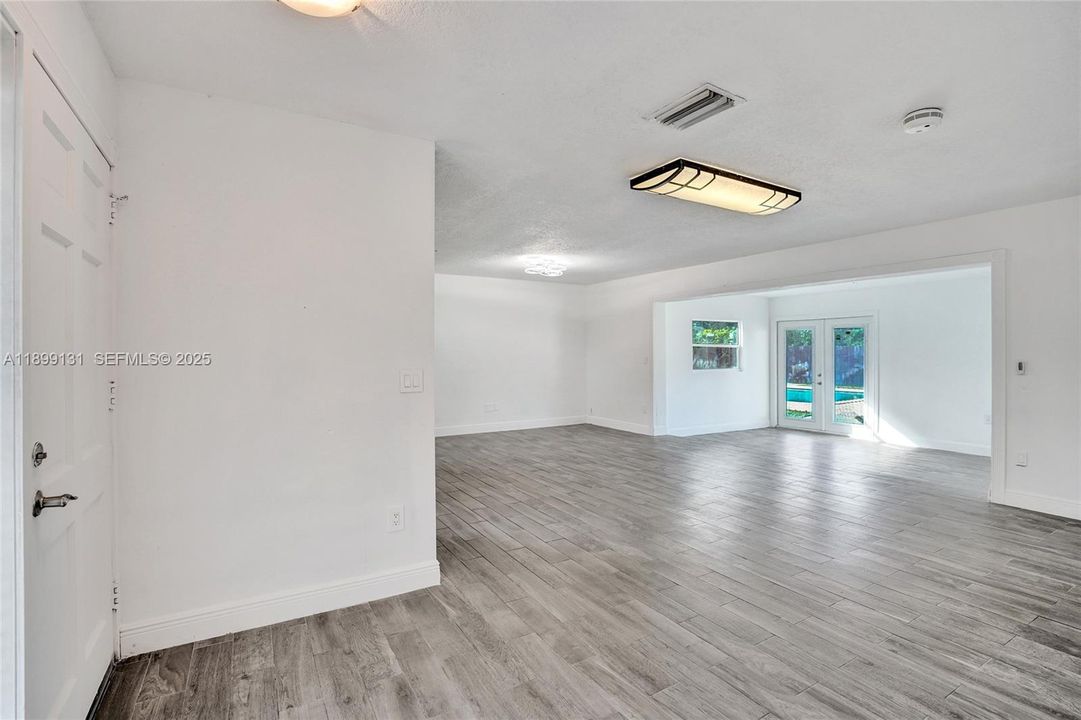 待售: $575,000 (3 贝兹, 3 浴室, 1447 平方英尺)