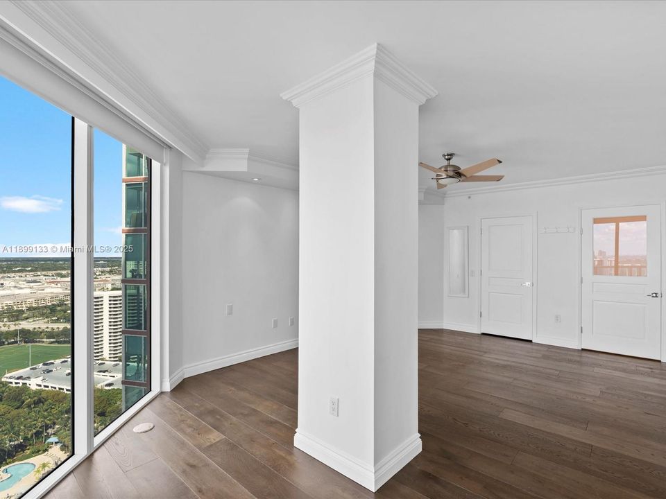 For Sale: $3,395,000 (4 beds, 4 baths, 4080 Square Feet)