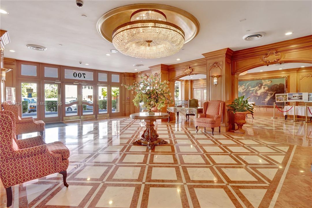 For Rent: $2,400 (0 beds, 1 baths, 440 Square Feet)