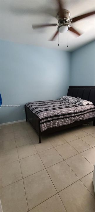 For Rent: $2,200 (3 beds, 2 baths, 1298 Square Feet)