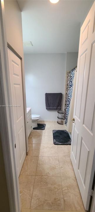 For Rent: $2,200 (3 beds, 2 baths, 1298 Square Feet)