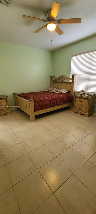 For Rent: $2,200 (3 beds, 2 baths, 1298 Square Feet)