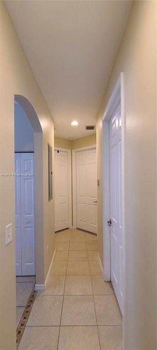 For Rent: $2,200 (3 beds, 2 baths, 1298 Square Feet)