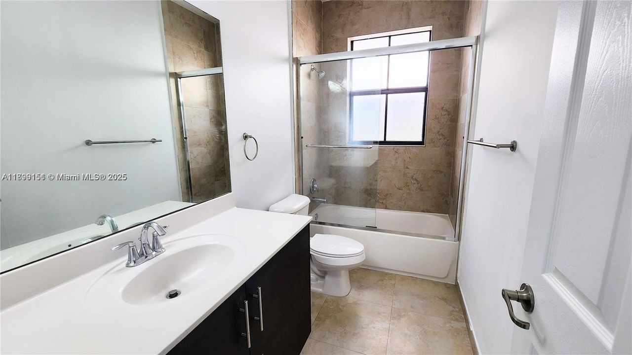 Active With Contract: $805,000 (4 beds, 3 baths, 2170 Square Feet)