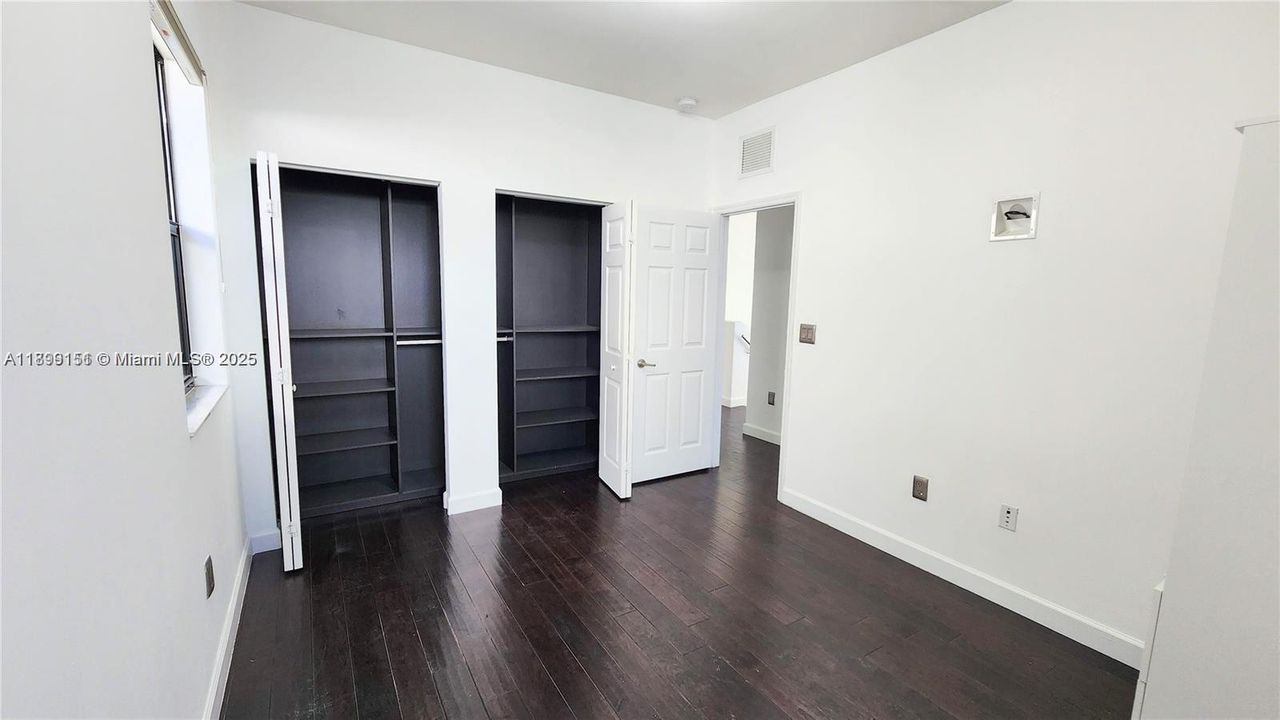 Active With Contract: $805,000 (4 beds, 3 baths, 2170 Square Feet)