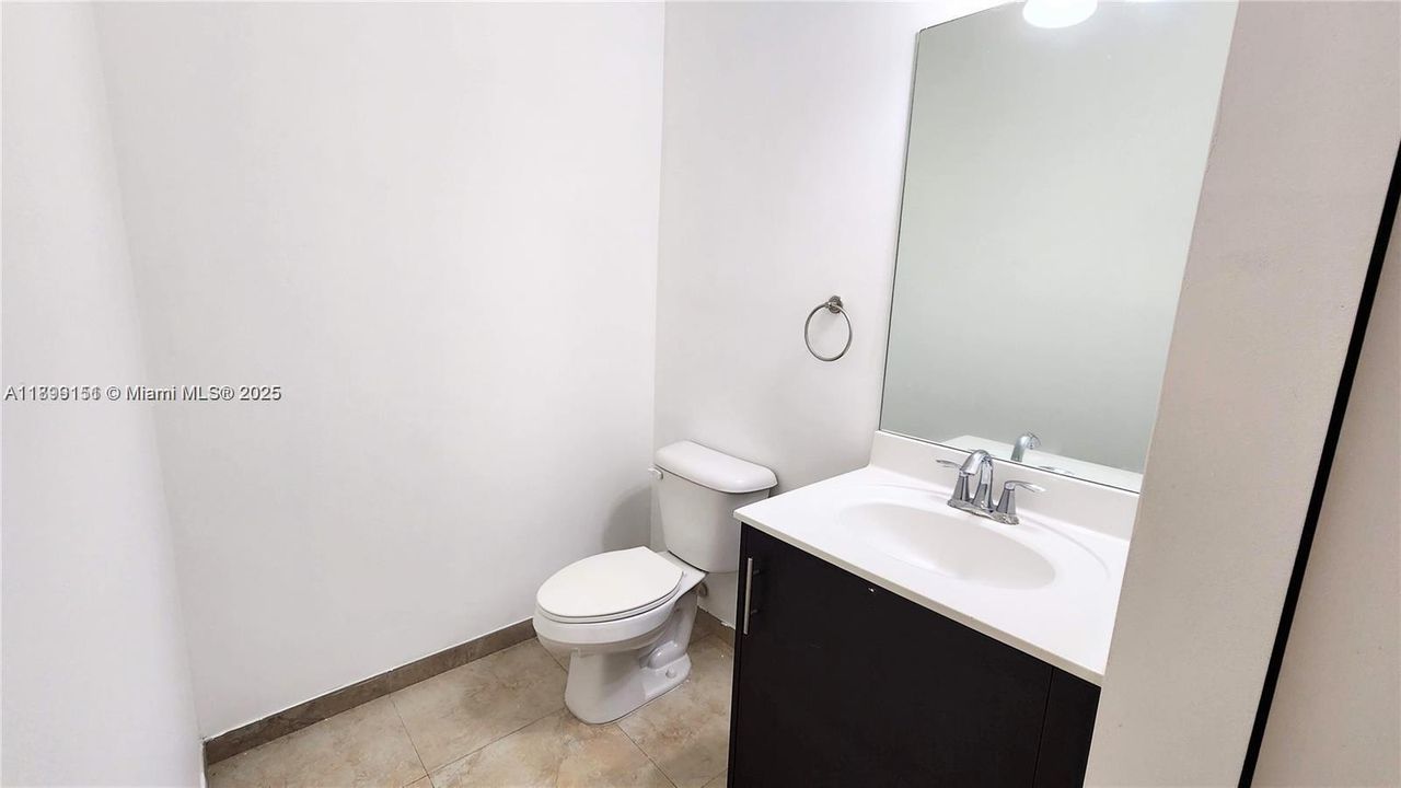 Active With Contract: $805,000 (4 beds, 3 baths, 2170 Square Feet)